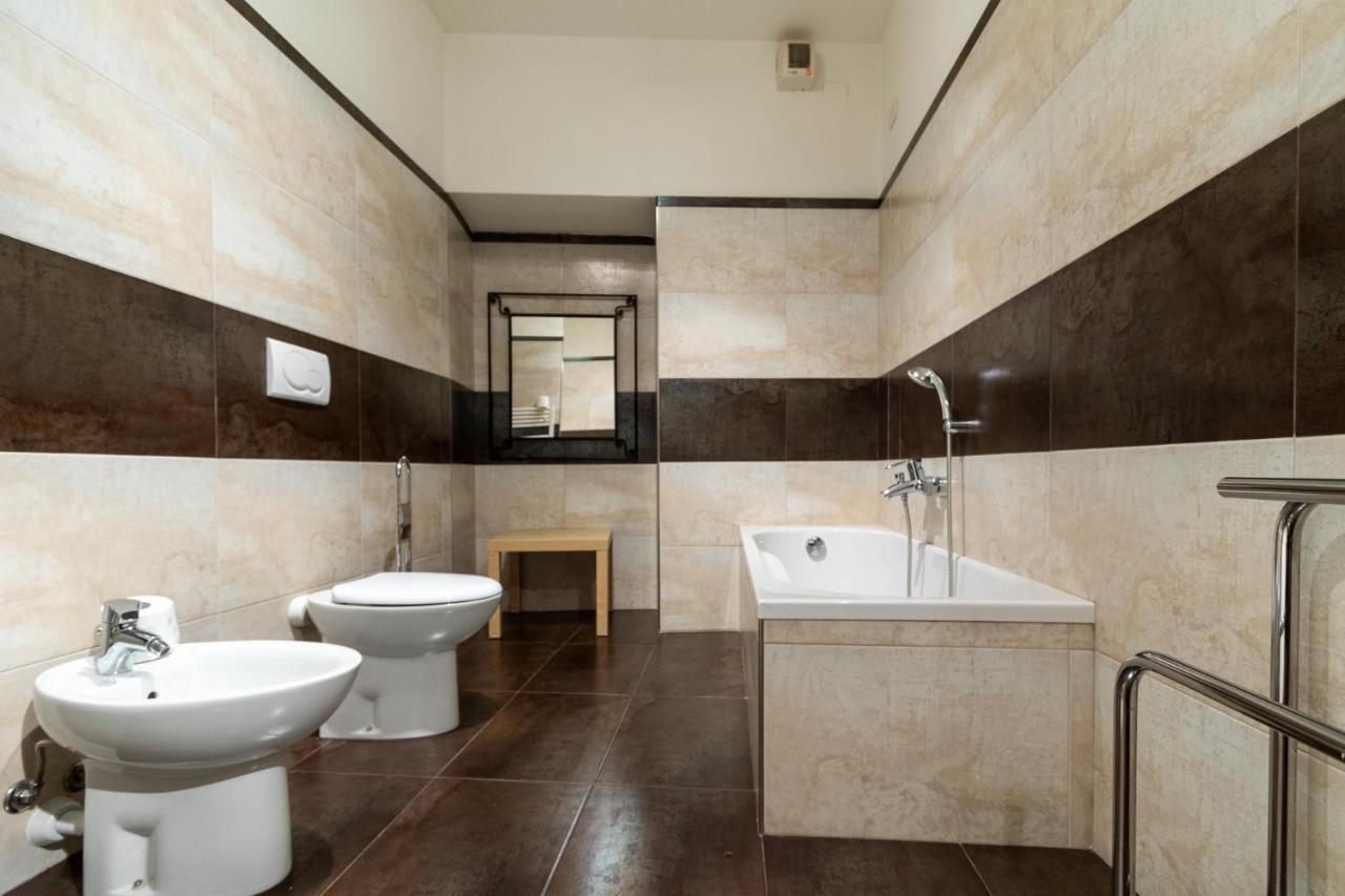 Ad Verona Flat Εξωτερικό φωτογραφία